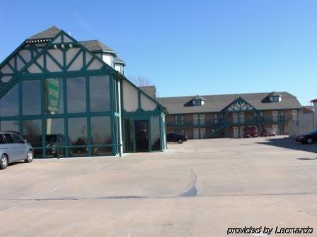Stratford House Inn Edmond Esterno foto